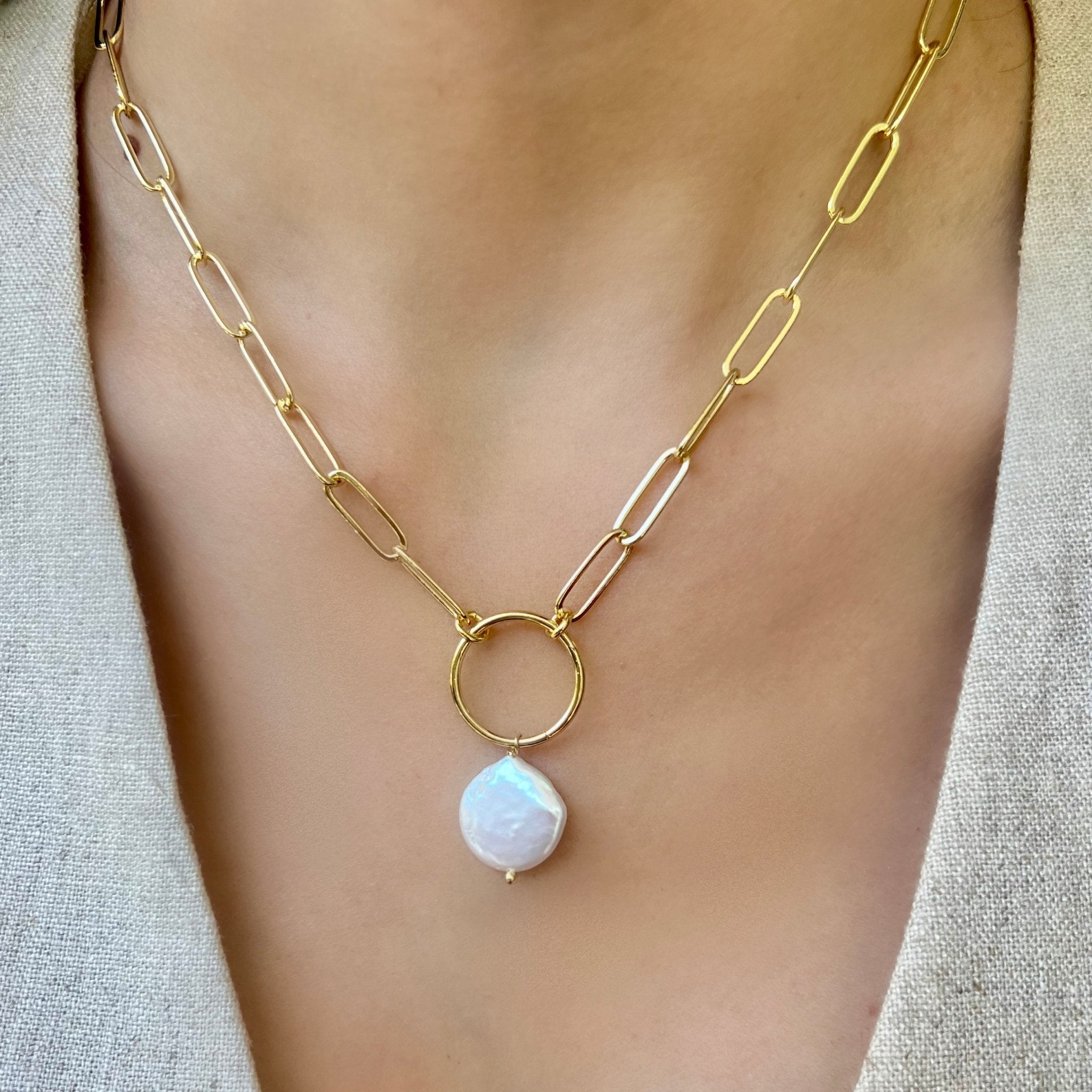Zonia Necklace on woman - LPL Creations