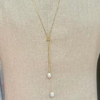 Dangling Pearls Necklace