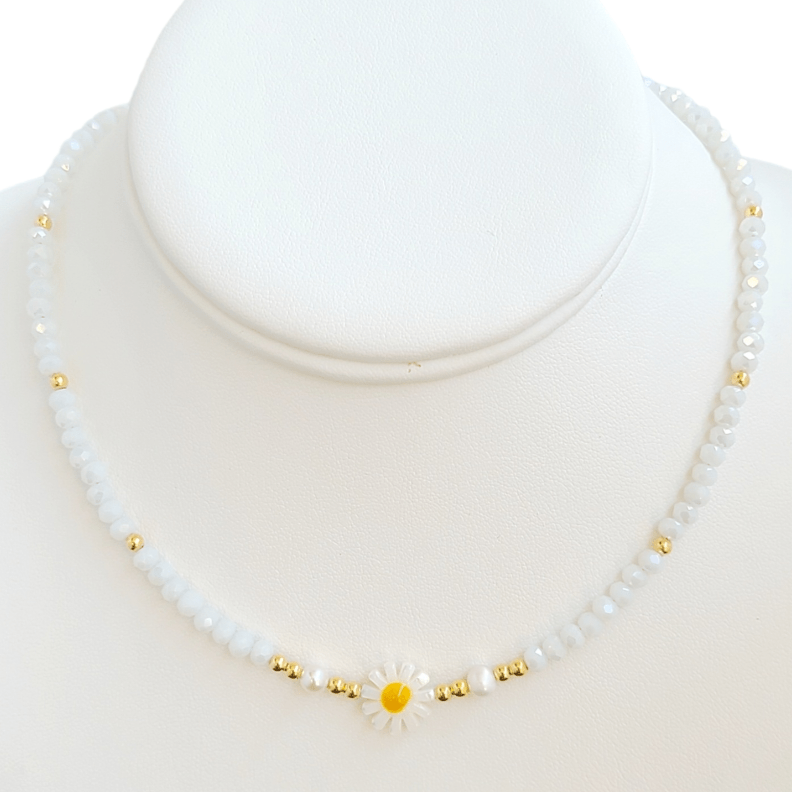 Daisy Crystals Necklace - LPL Creations
