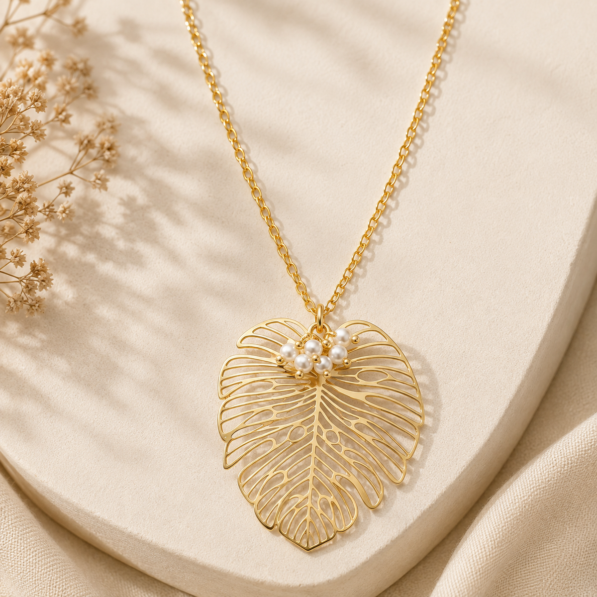 Monstera  Necklace