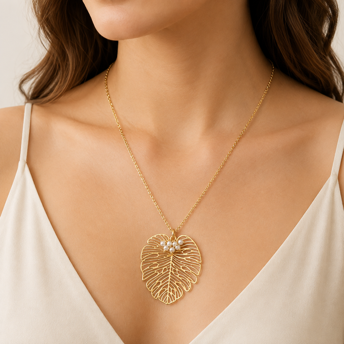 Monstera  Necklace