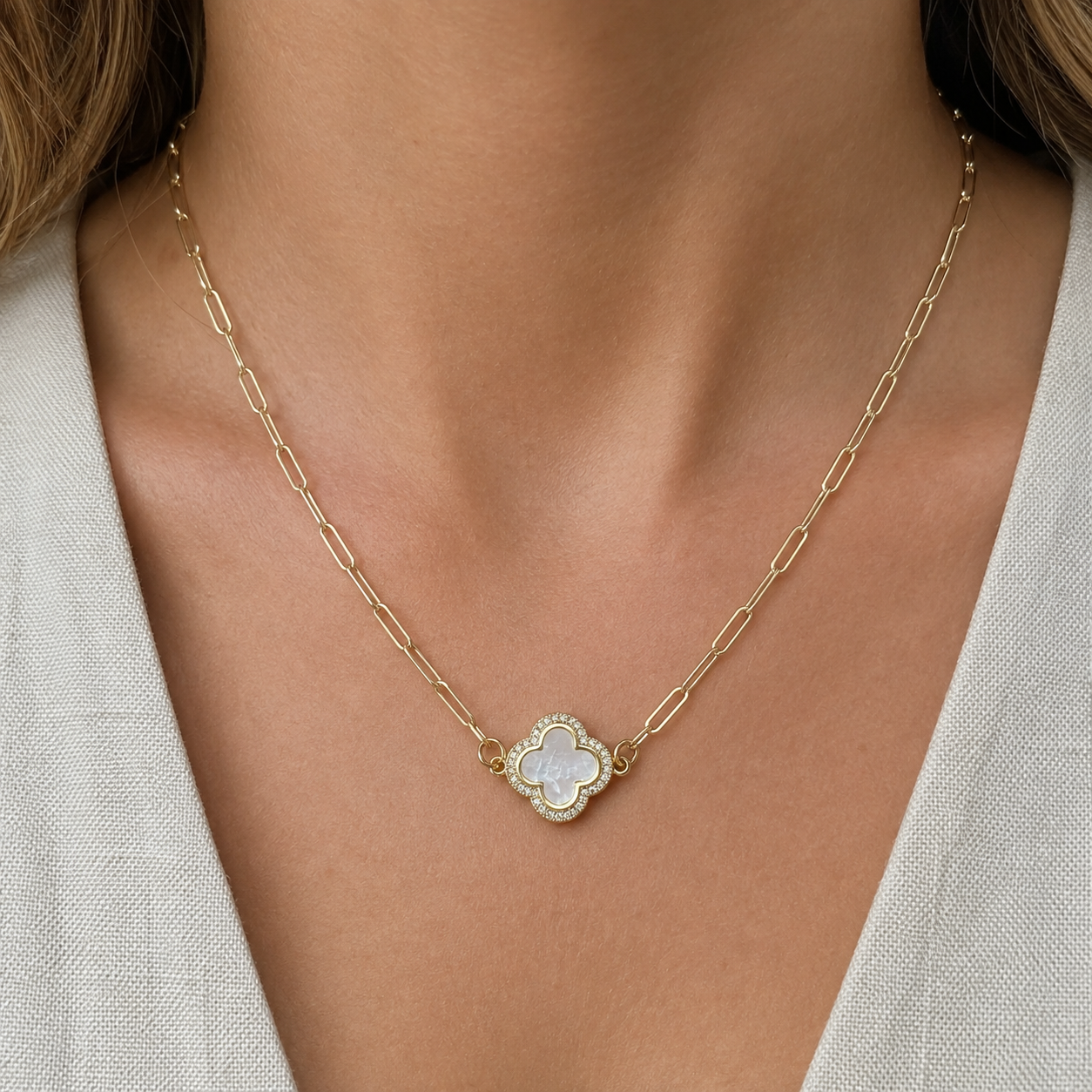 Nacre Necklace