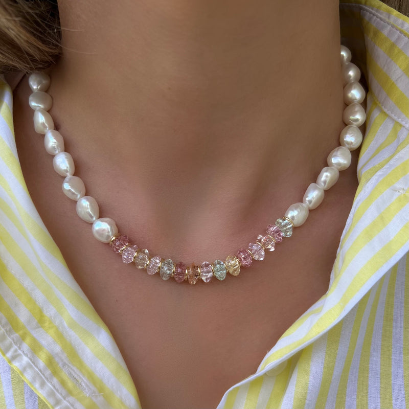 Tropical Hut  Pearls Necklace