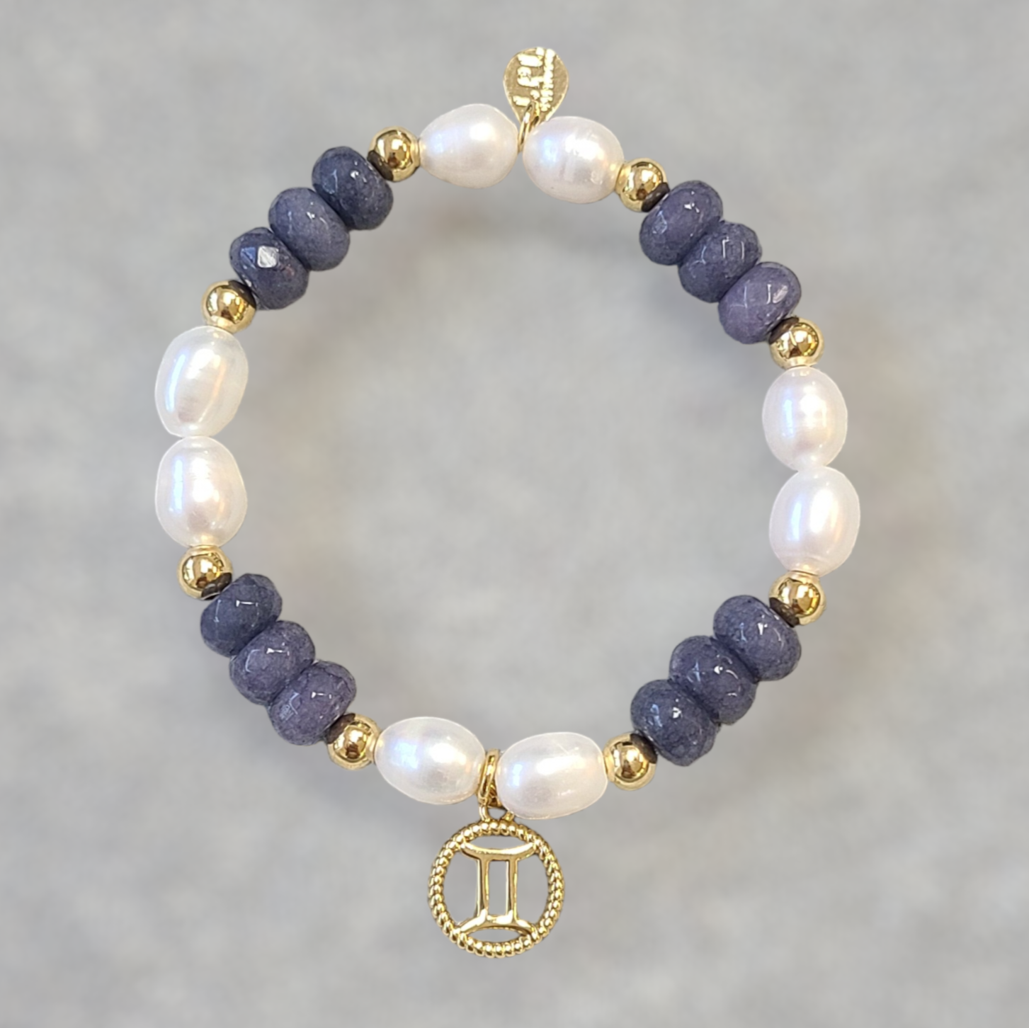 Akna Bracelet (Personalized Zodiac Sign)