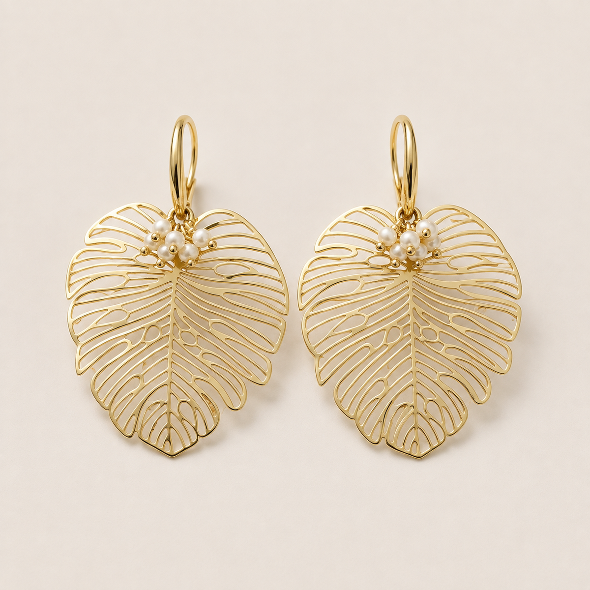 Monstera Pearl Earrings